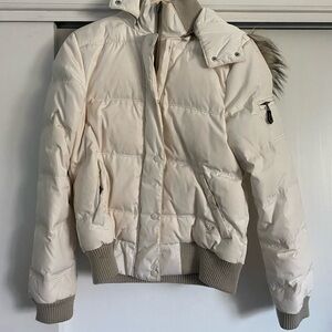 American Eagle Women's Cream Puffer Jacket